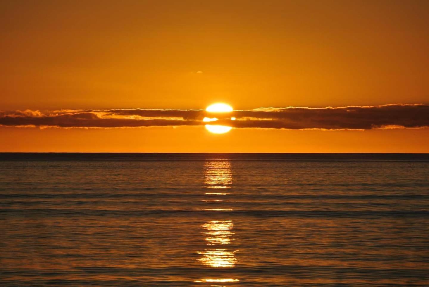 Drifting Sands Beachfront Retreat Hokitika Exterior photo